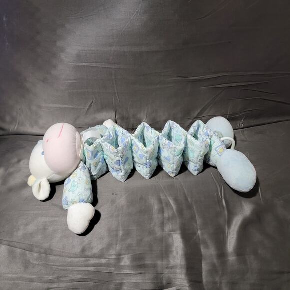 First Peek Cow Pull Toy Crib Toy Plush Lullaby Musical Plays Old McDonald Bingo - Picture 2 of 7